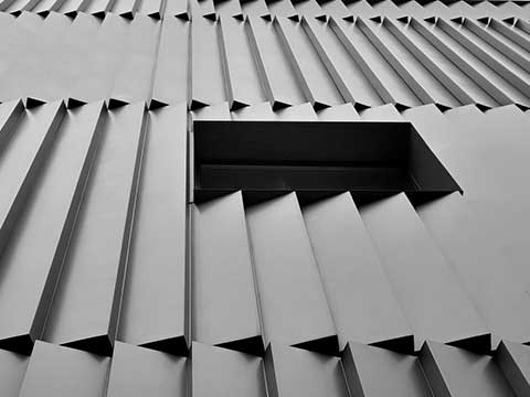 FINANCIAL TIMES - NEW YORK